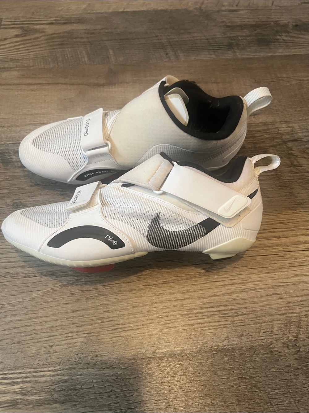 Men’s Nike White and Black Athletic Peloton Shoes
